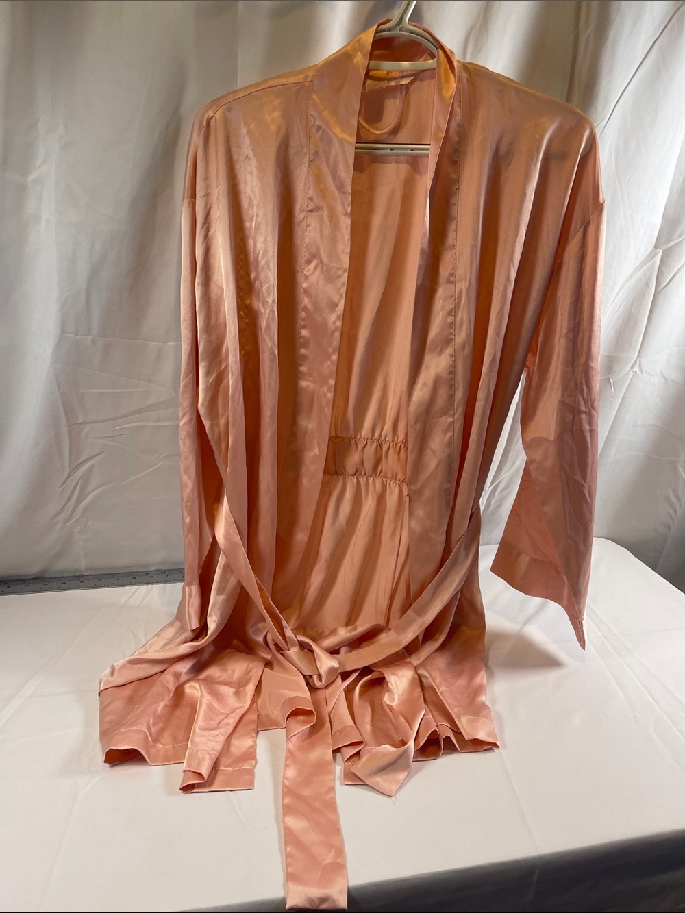Victoria's Secret Peach Satin Kimono Robe